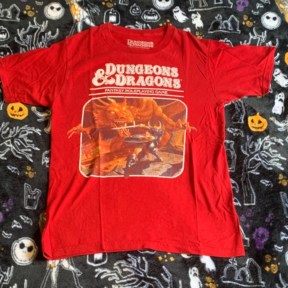 Dungeons & Dragons Red Graphic Tee - Short Sleeve